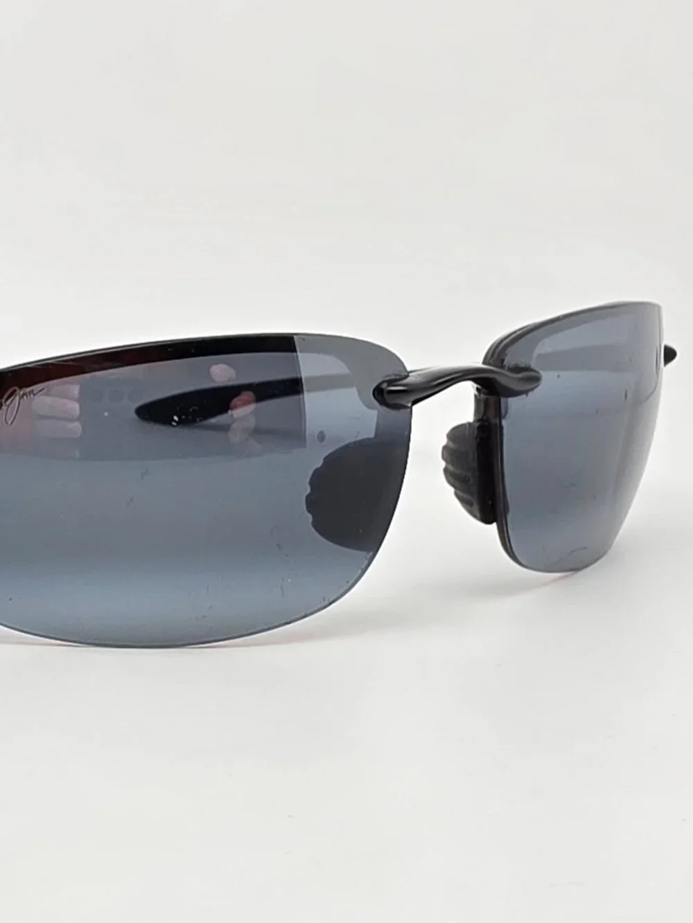 Maui Jim this listing